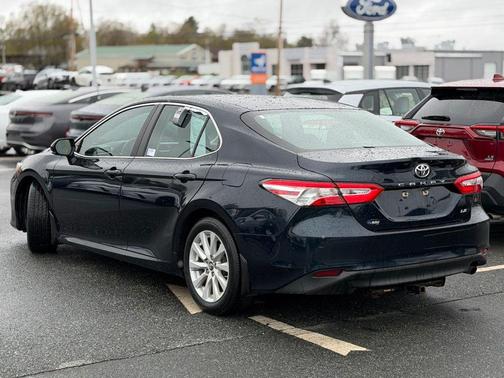 Blue 2018 Toyota Camry LE