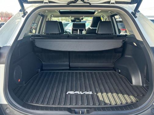 2022 Toyota RAV4 Limited