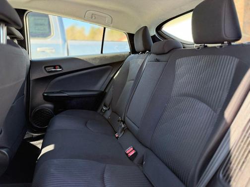 2022 Toyota Prius Prime LE