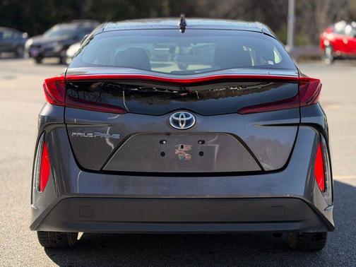 2022 Toyota Prius Prime LE