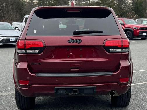 2021 Jeep Grand Cherokee Laredo