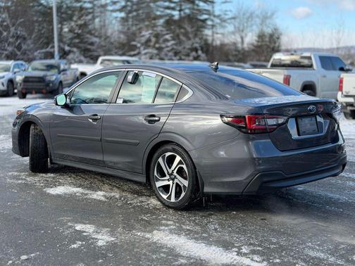 2022 Subaru Legacy Limited