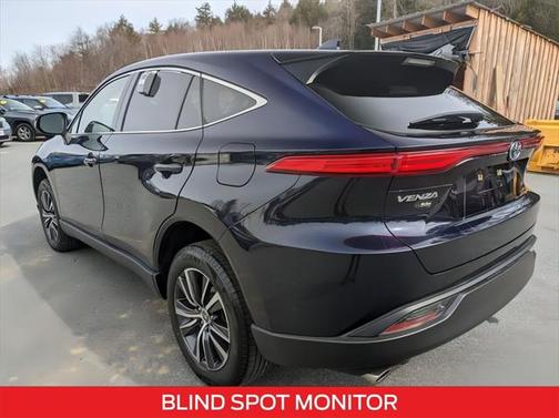2022 Toyota Venza LE