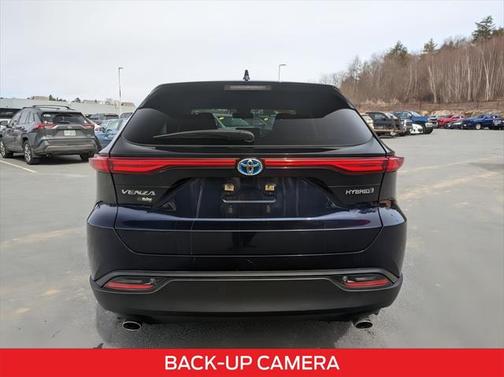 2022 Toyota Venza LE