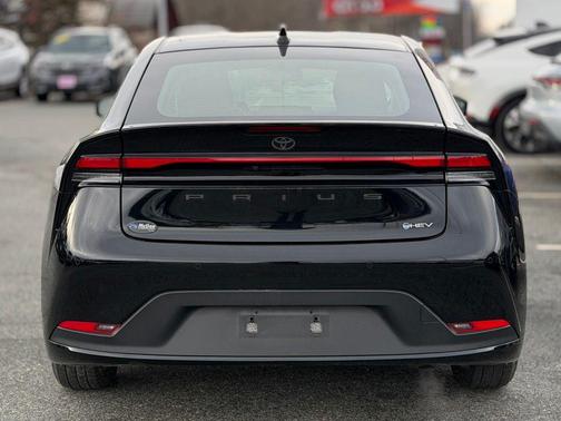 2024 Toyota Prius Limited