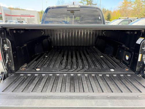 Midnight Black Metallic 2021 Toyota Tacoma TRD Sport