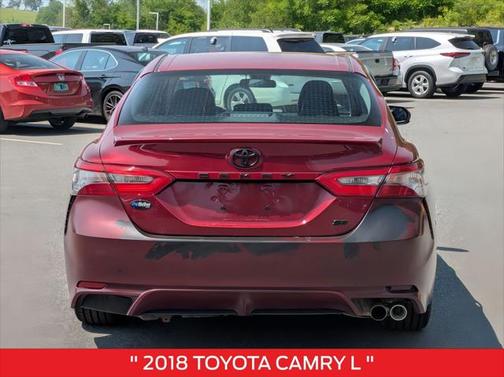 2018 Toyota Camry SE