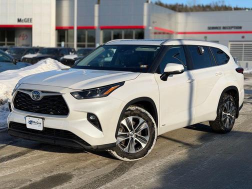 2023 Toyota Highlander Hybrid XLE