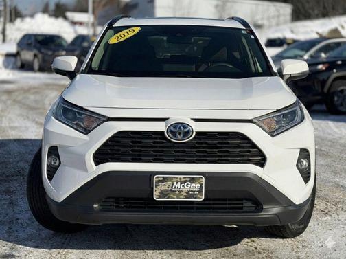 2019 Toyota RAV4 Hybrid XLE