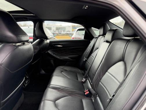 Wind Chill Pearl 2022 Toyota Avalon Limited