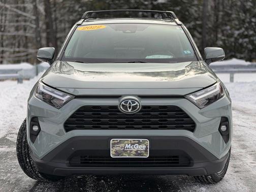2022 Toyota RAV4 XLE Premium