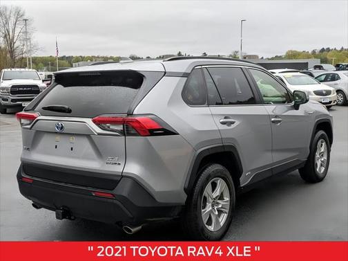 2021 Toyota RAV4 Hybrid XLE