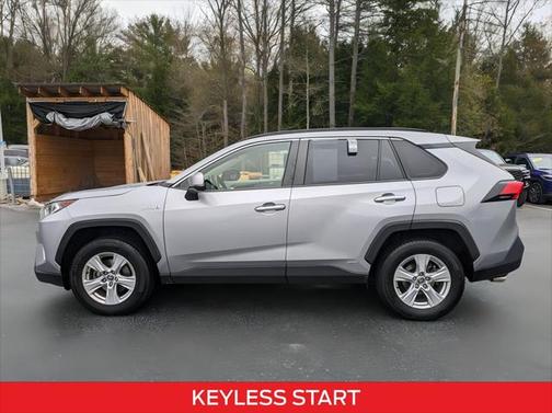 2021 Toyota RAV4 Hybrid XLE