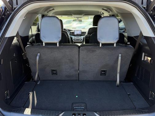 Stone Blue Metallic 2022 Ford Explorer XLT