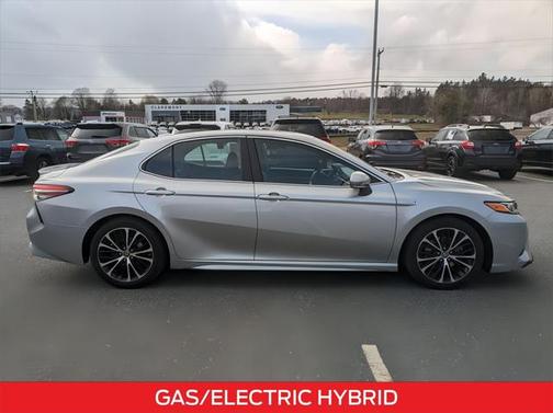 2018 Toyota Camry Hybrid SE