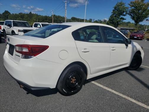 2019 Subaru Impreza 2.0i