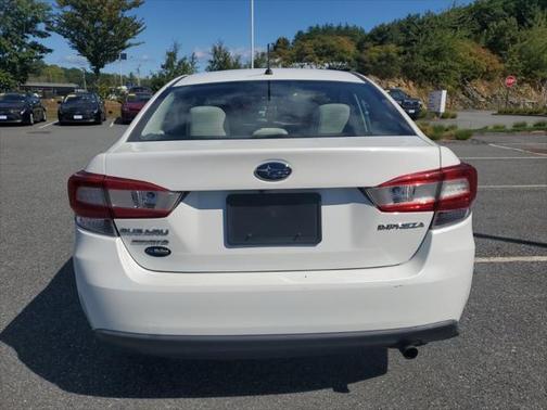 2019 Subaru Impreza 2.0i