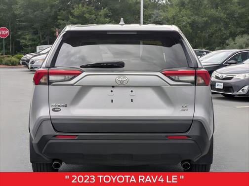 2023 Toyota RAV4 LE