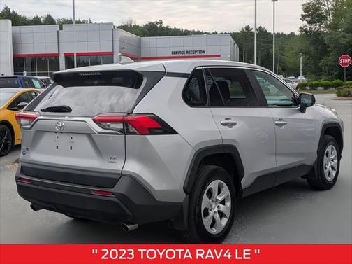 2023 Toyota RAV4 LE