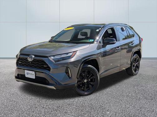 2023 Toyota RAV4 Hybrid SE