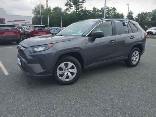 2020 Toyota RAV4 LE