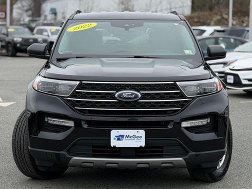 Agate Black Metallic 2022 Ford Explorer XLT