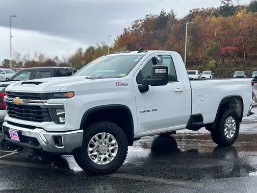 2024 Chevrolet Silverado 3500 LT