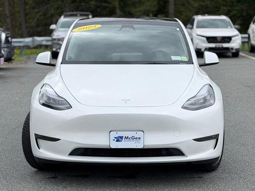 Pearl White Multi-Coat 2023 Tesla Model Y Long Range Dual Motor All-Wheel Drive