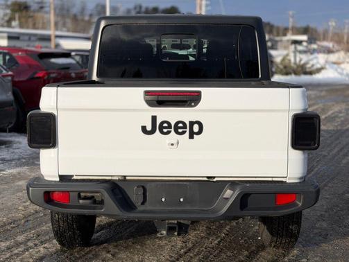 2023 Jeep Gladiator Sport S