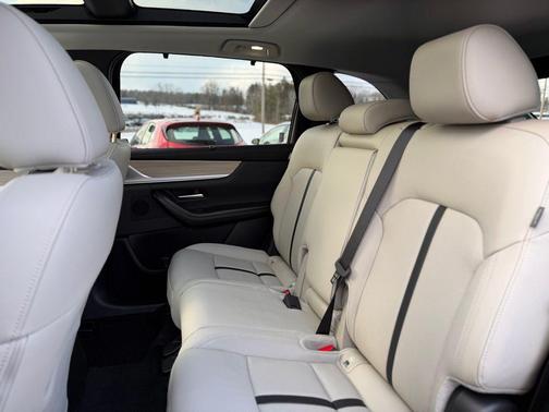 2025 Mazda CX-70 PHEV Premium Package