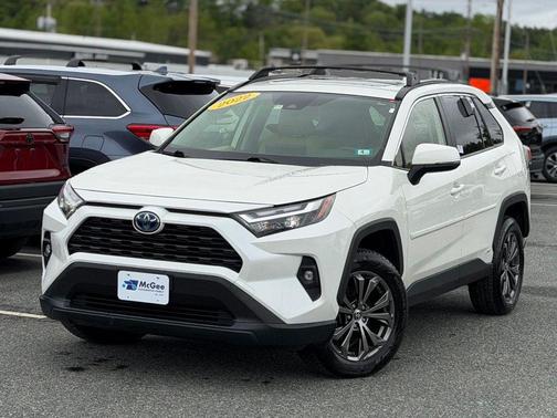 Blizzard Pearl 2022 Toyota RAV4 Hybrid XLE Premium