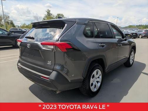 2023 Toyota RAV4 LE