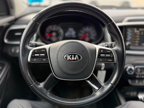 2019 Kia Sorento S