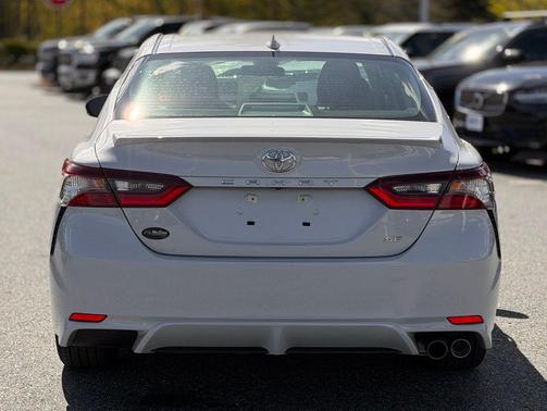 01k6 2024 Toyota Camry SE
