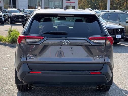 Magnetic Gray Metallic 2024 Toyota RAV4 XLE