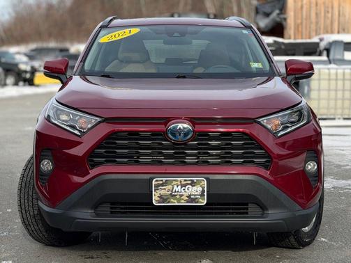 2021 Toyota RAV4 Hybrid XLE