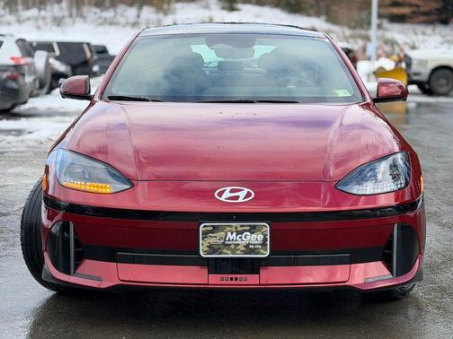 2025 Hyundai IONIQ 6 Limited