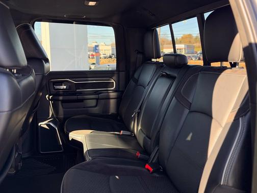 Granite Crystal Metallic Clearcoat 2024 RAM 2500 Laramie