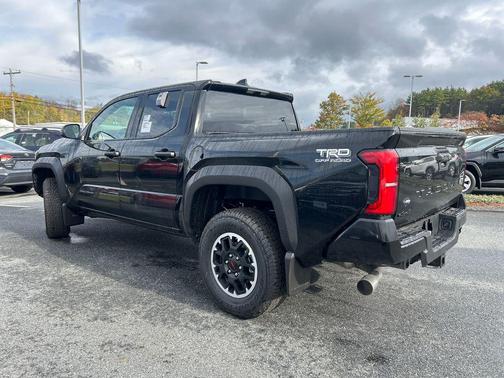 2025 Toyota Tacoma TRD Off Road