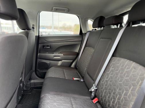 2024 Mitsubishi Outlander Sport 2.0 ES