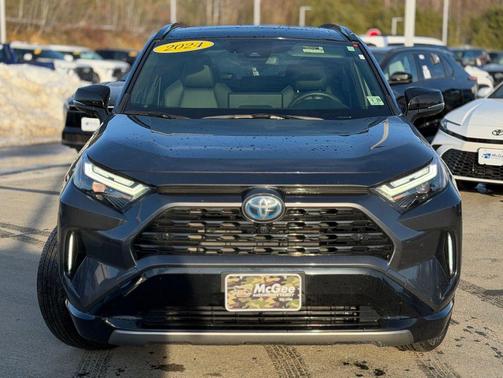 2024 Toyota RAV4 Hybrid SE