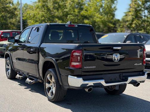 Diamond Black Crystal Pearlcoat 2020 RAM 1500 Laramie