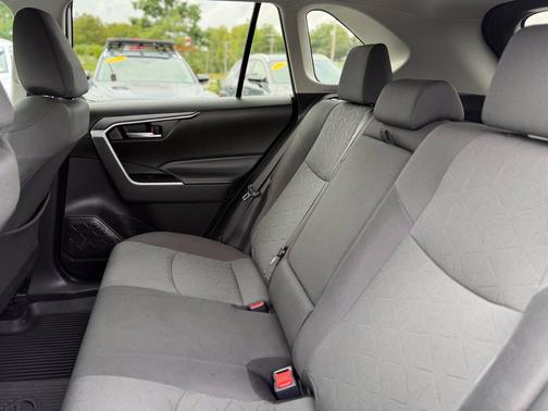 Silver Sky Metallic 2023 Toyota RAV4 XLE