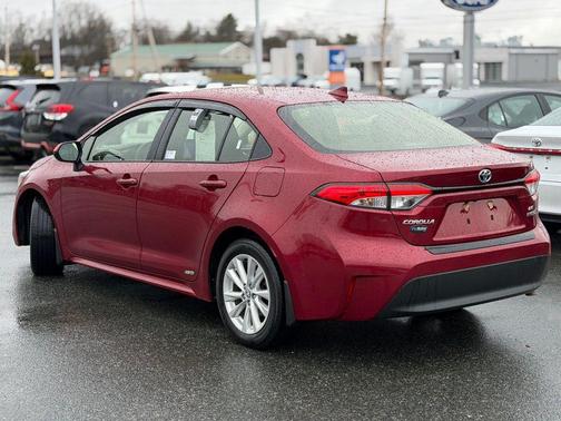 2024 Toyota Corolla Hybrid LE