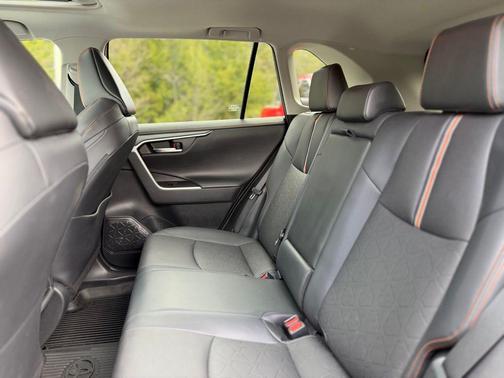 Midnight Black Metallic 2019 Toyota RAV4 Adventure