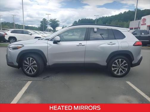 2022 Toyota Corolla Cross XLE