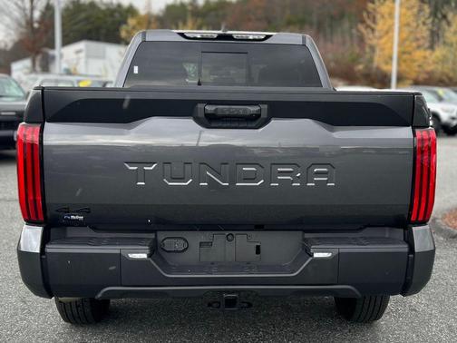 2025 Toyota Tundra SR