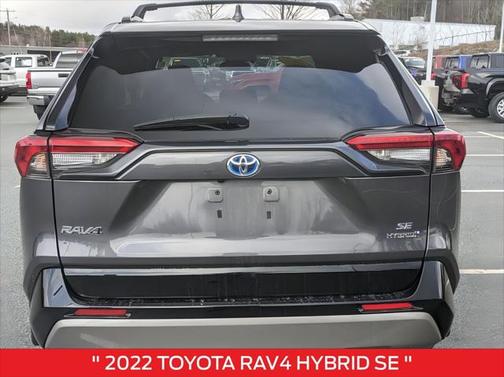 2022 Toyota RAV4 Hybrid SE