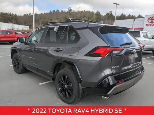 2022 Toyota RAV4 Hybrid SE