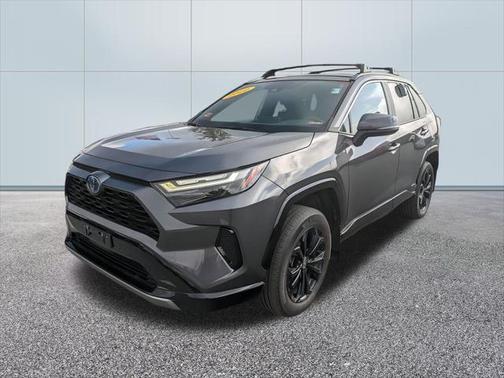 2022 Toyota RAV4 Hybrid SE